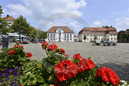 Marktplatz mit Rathaus