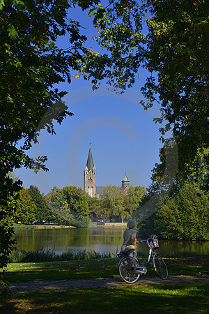 Ankumer See mit St. Nikolaus