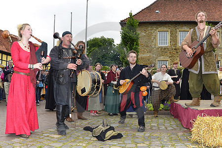 Musikanten spielen auf