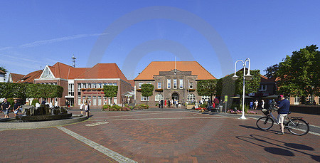 Maktplatz mit Rathaus