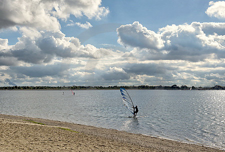 Surfer auf dem Speichersee