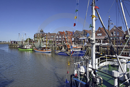 Hafen Neuharlingersiel