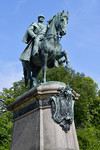 Reiterdenkmal mit Herzog Ernst II.