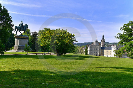 Reiterdenkmal mit Herzog Ernst II.