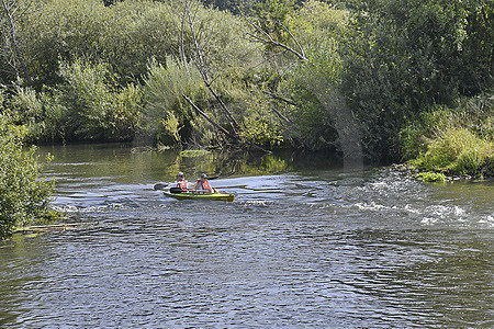 Flusswandern auf dem Fluss Hase