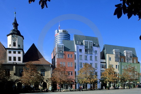 Markt mit Rathaus