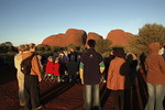 Touristen an den Olgas (Kata Tjuta)