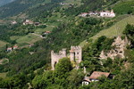 Dorf Tirol - Brunnenburg