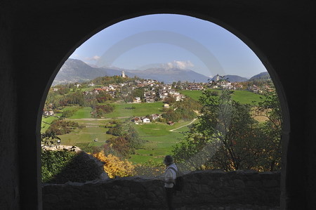 Blick von Schloss Proesels auf Voels am Schlern