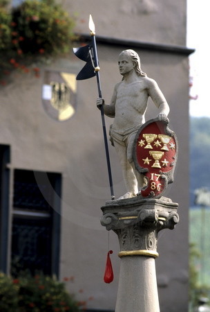 Brunnenskulptur in Staufen