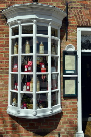 Fenster im Tee-Kontor Greetsiel