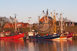 Fischkutter im Hafen Greetsiel