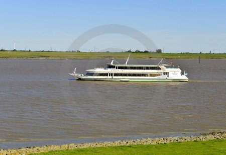 Fahrgastschiff "Warsteiner Admiral"