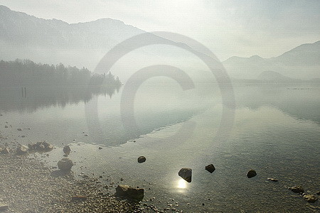 Nebelstimmung am Kochelsee