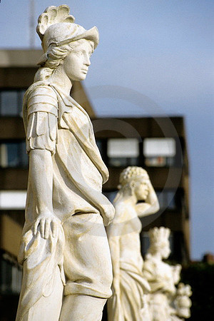 Statuen im Schlosspark