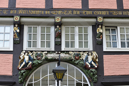 Barockportal in der Altstadt